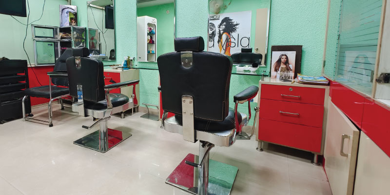 Women's Beauty Parlor 3